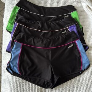 Women’s exercise/running shorts size M